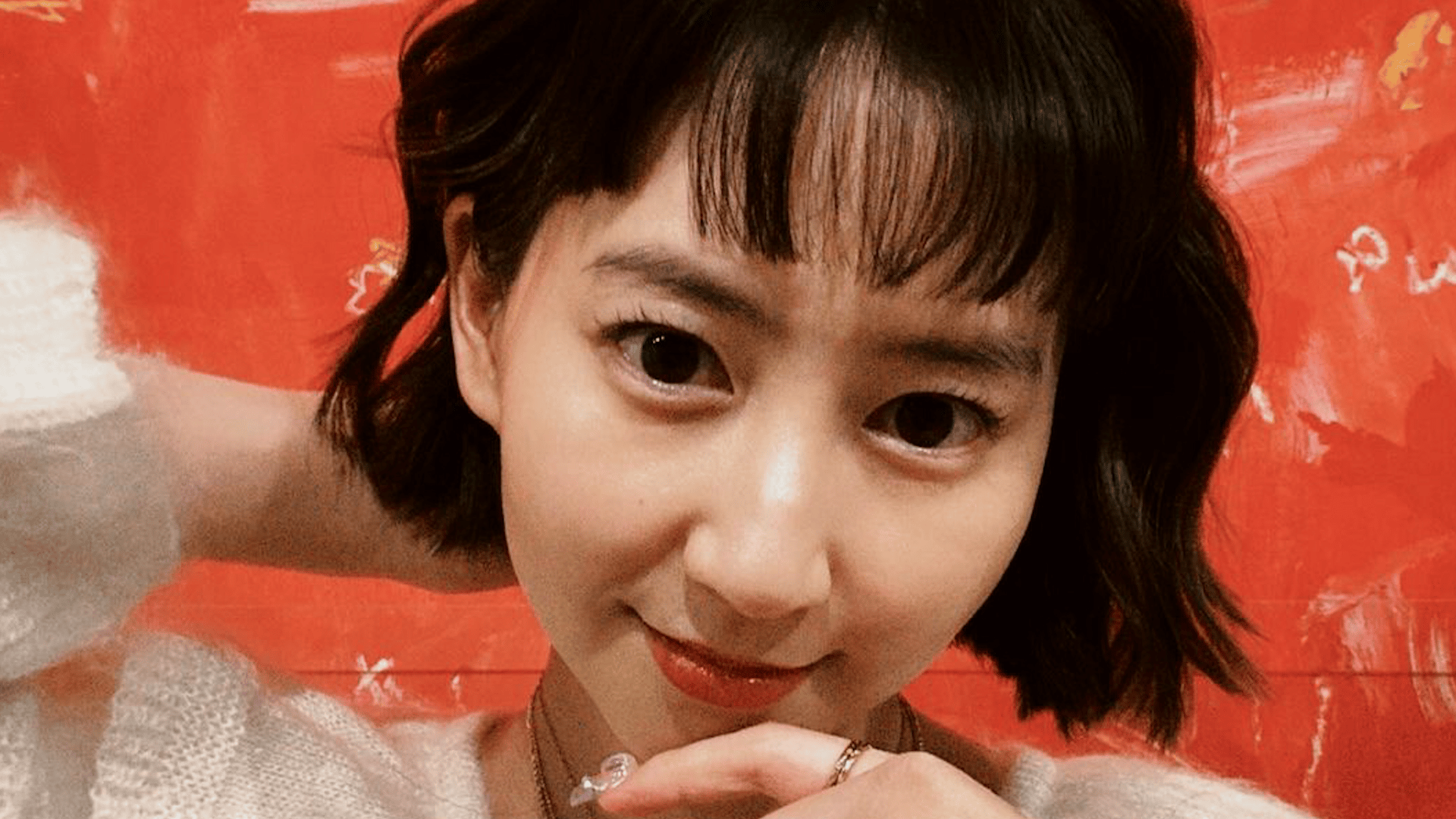 素人自撮り顔出し 夫との顔出し2ショットが話題 河北麻友子(32) 肩出し黒コーデで子どもと“乾杯”「かわいい親子の写真ステキです」 - ABEMAエンタメ -  話題のSNS (ニュース) | 無料動画・見逃し配信を見るなら | ABEMA