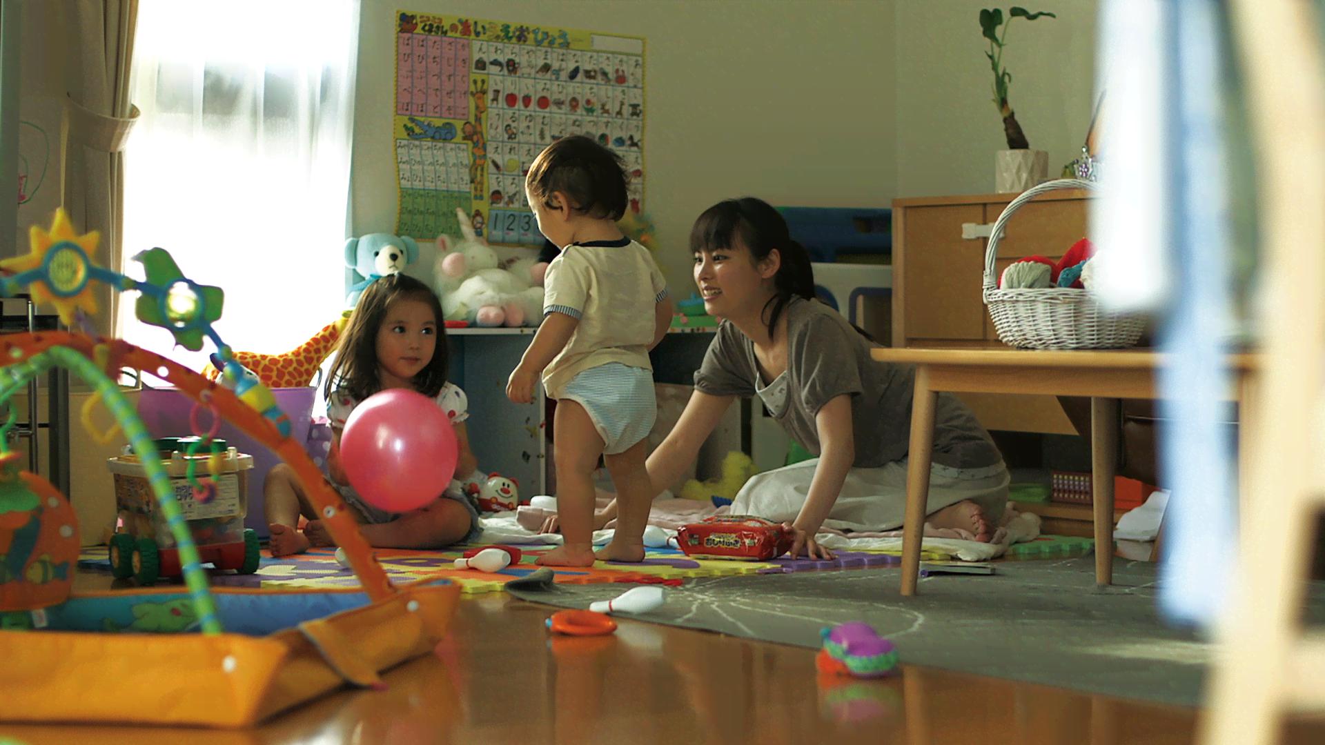 【セル版】子宮に沈める Amazon.co.jp: セル版 子宮に沈める 大阪2児放置死事件 希少品