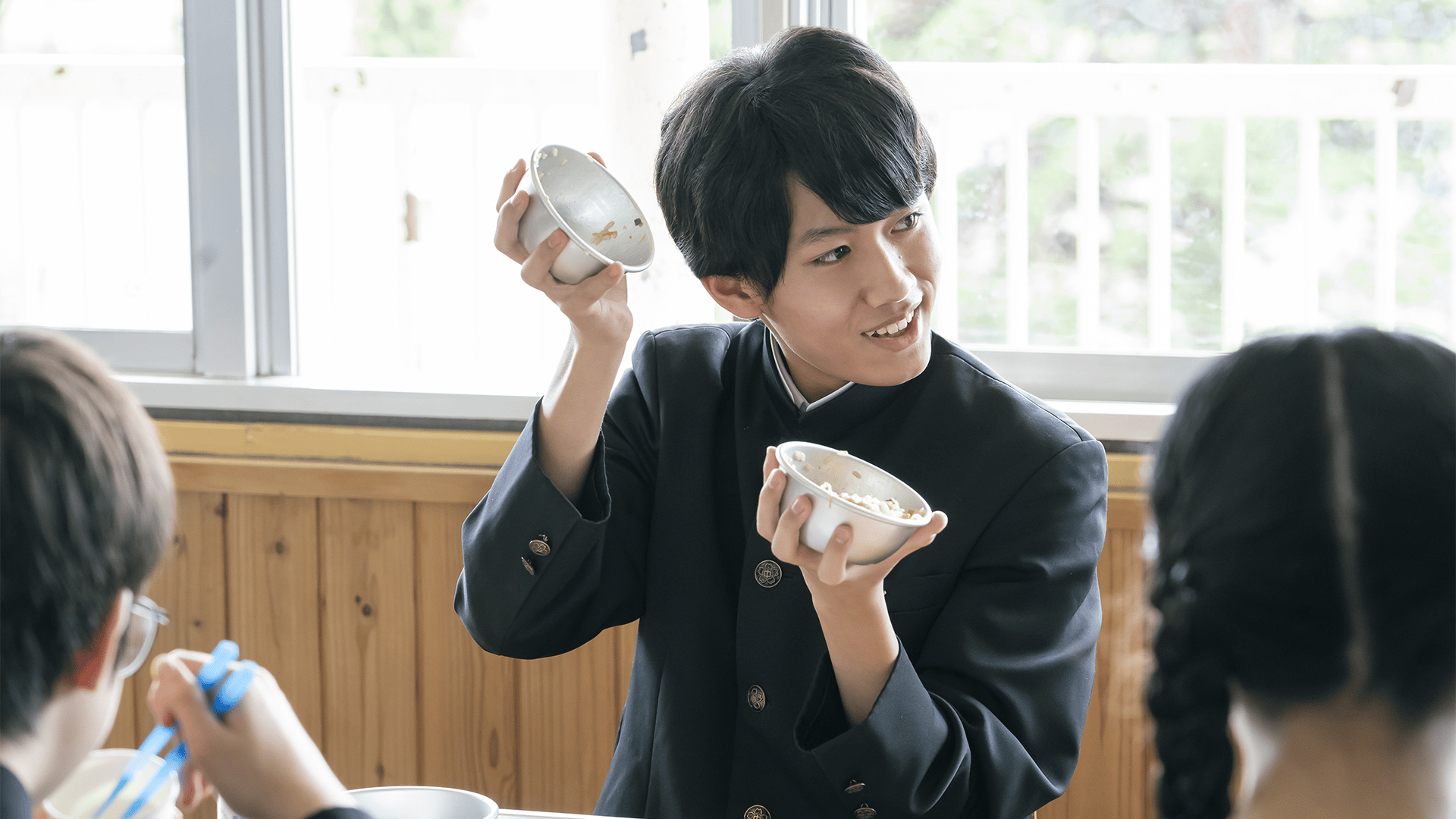 新品ケース付 おいしい給食 season1 5巻セット 劇場 卒業 新品ケース付 おいしい給食 season1 5巻セット 劇場 卒業 劇場版