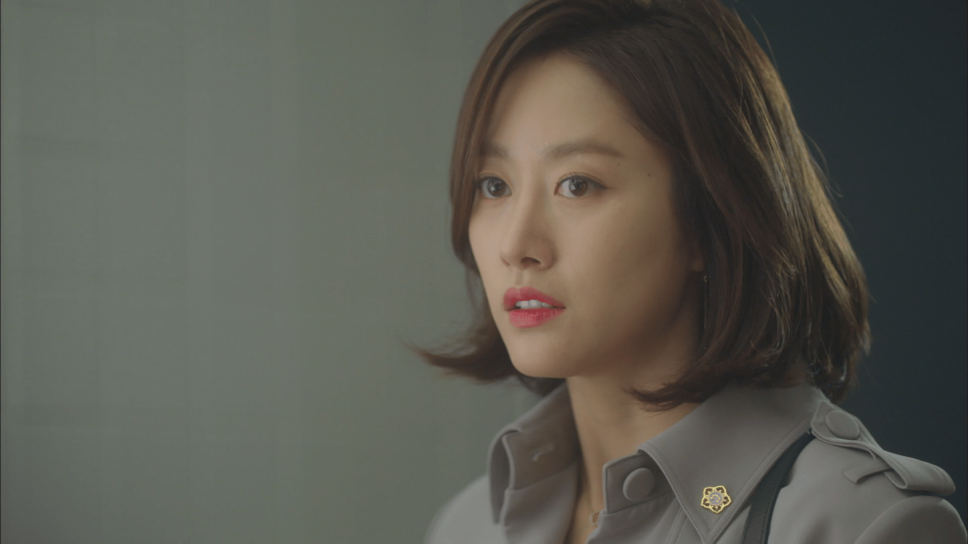 【韓国ドラマ】DVD★キャリアを引く女 ~ キャリーバッグいっぱいの恋 ~(全話 Amazon.co.jp: キャリアを引く女 ~ キャリーバッグいっぱいの恋