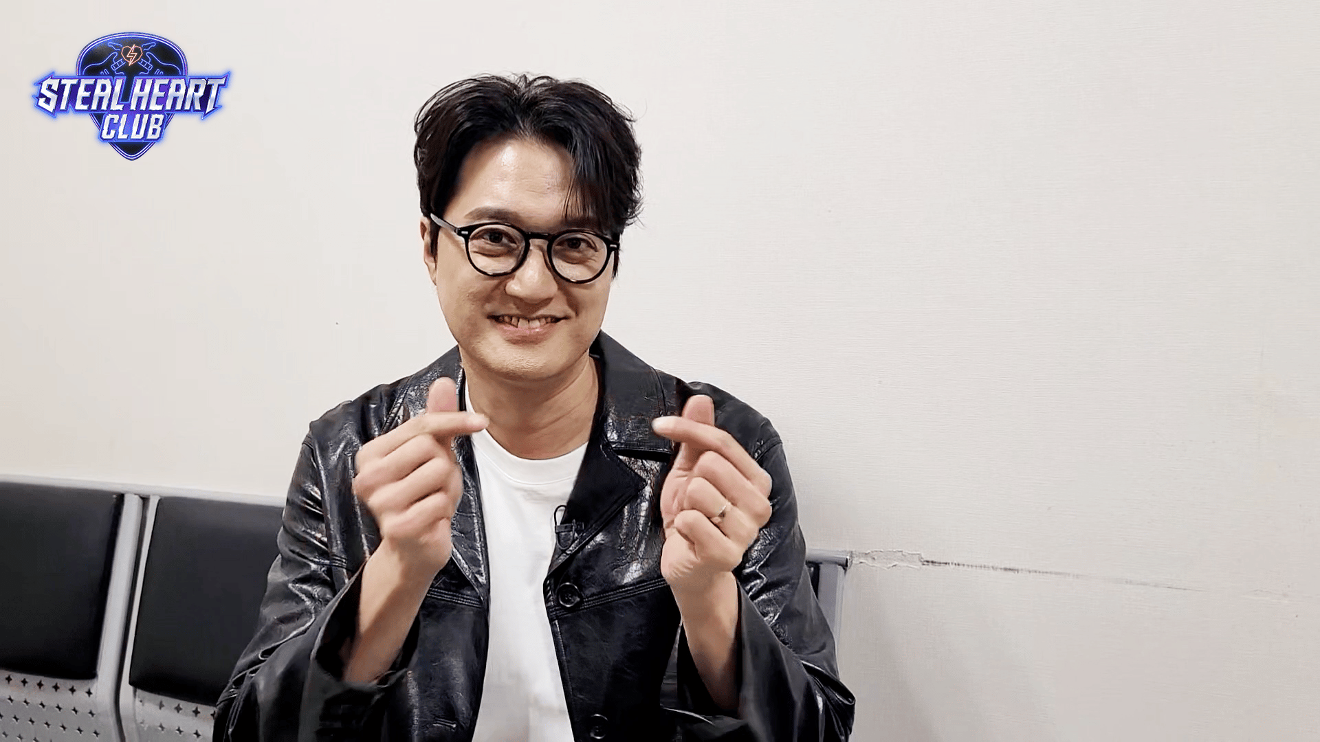 【日韓同時・独占配信】STEAL HEART CLUB 【コメント映像】イ・ジャンウォンのサムネイル