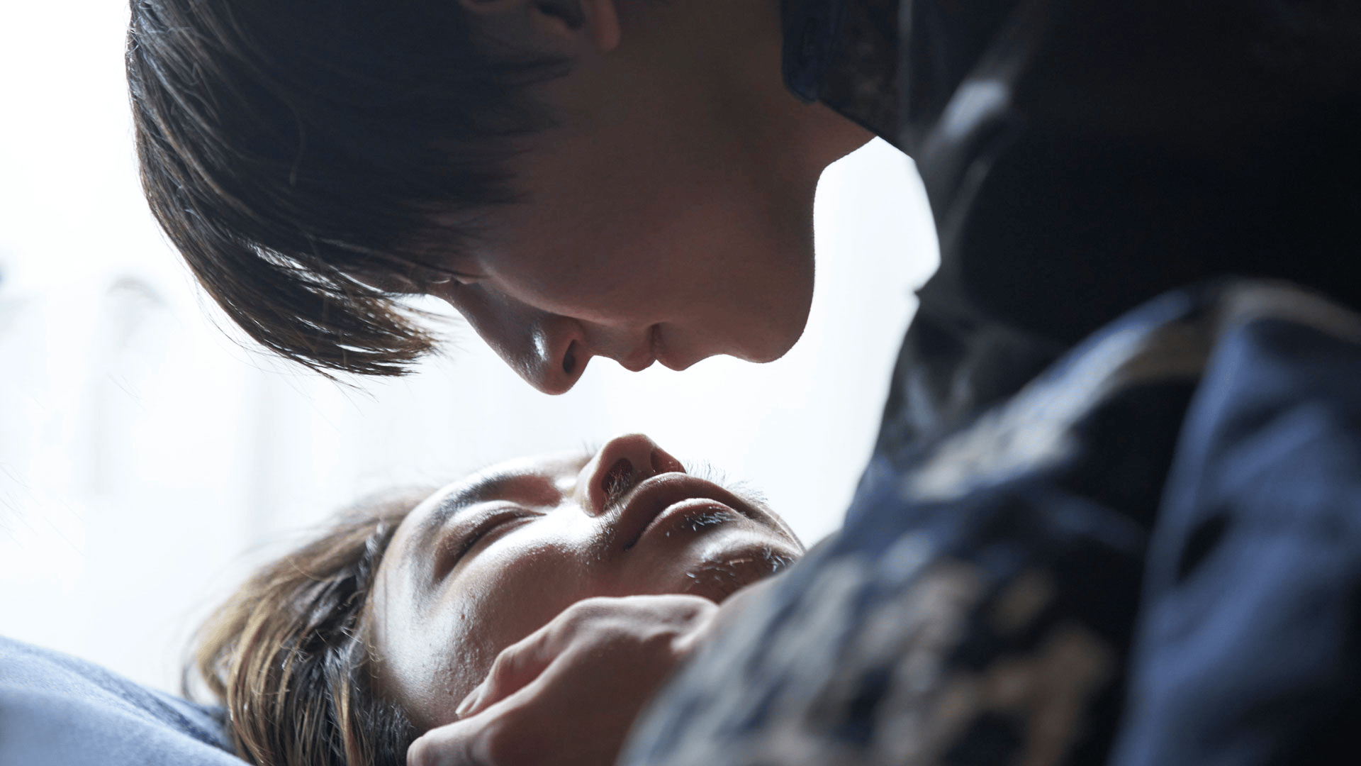 麻原彰晃　色別恋人判定法 Amazon.co.jp: 色別恋人判定法 ズバリ明かすバルドーの秘密 麻原