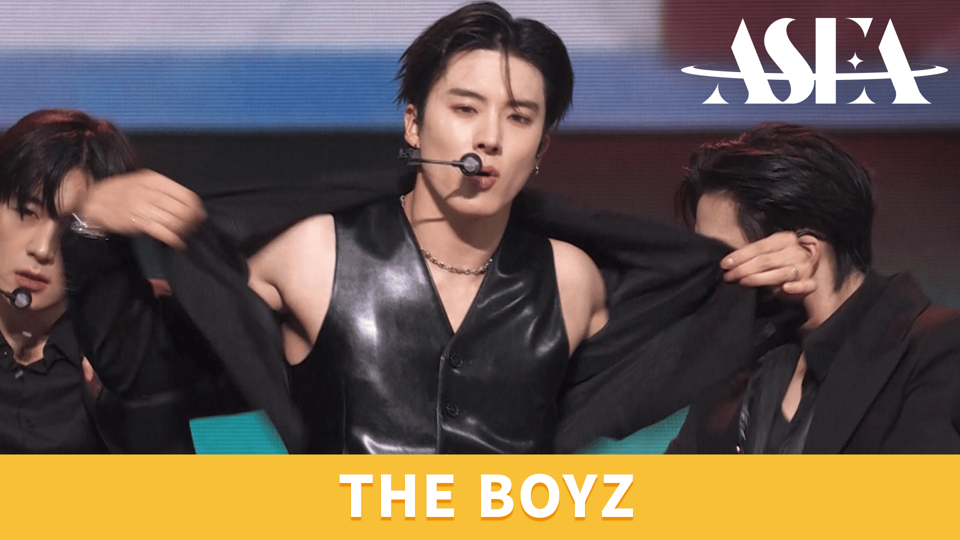 K-POP・アジア THE BOYZ THE BOYZ (더보이즈) - The Stealer | Korea UAE K-Pop Festival