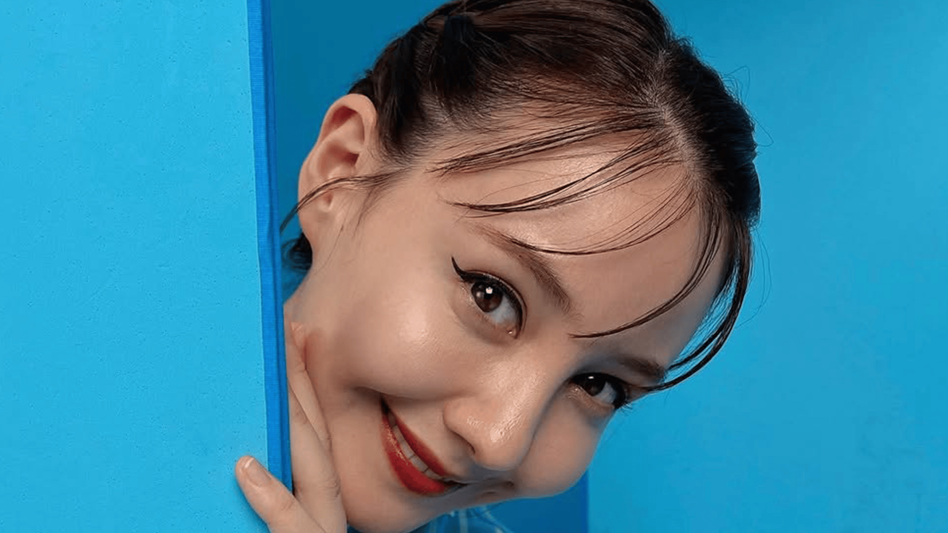 トリンドル玲奈(33)第1子妊娠を報告「ママは体力勝負」「楽しんでください」祝福の声 夫は俳優の山本直寛(31)