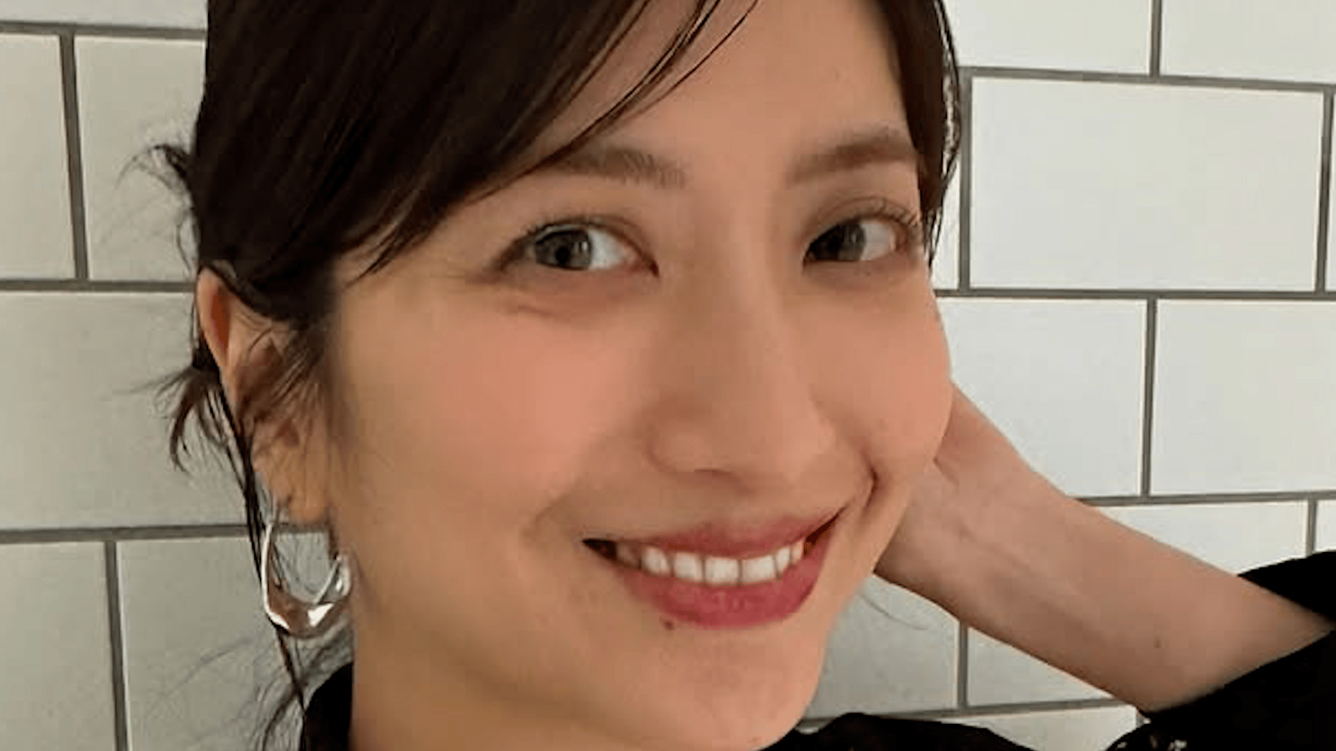 元KAT-TUN中丸雄一(41)の妻で元・日テレアナ笹崎里菜(33)鎌倉散策を楽しむ2ショット公開「見てるだけでいやされます」などの反響 ...