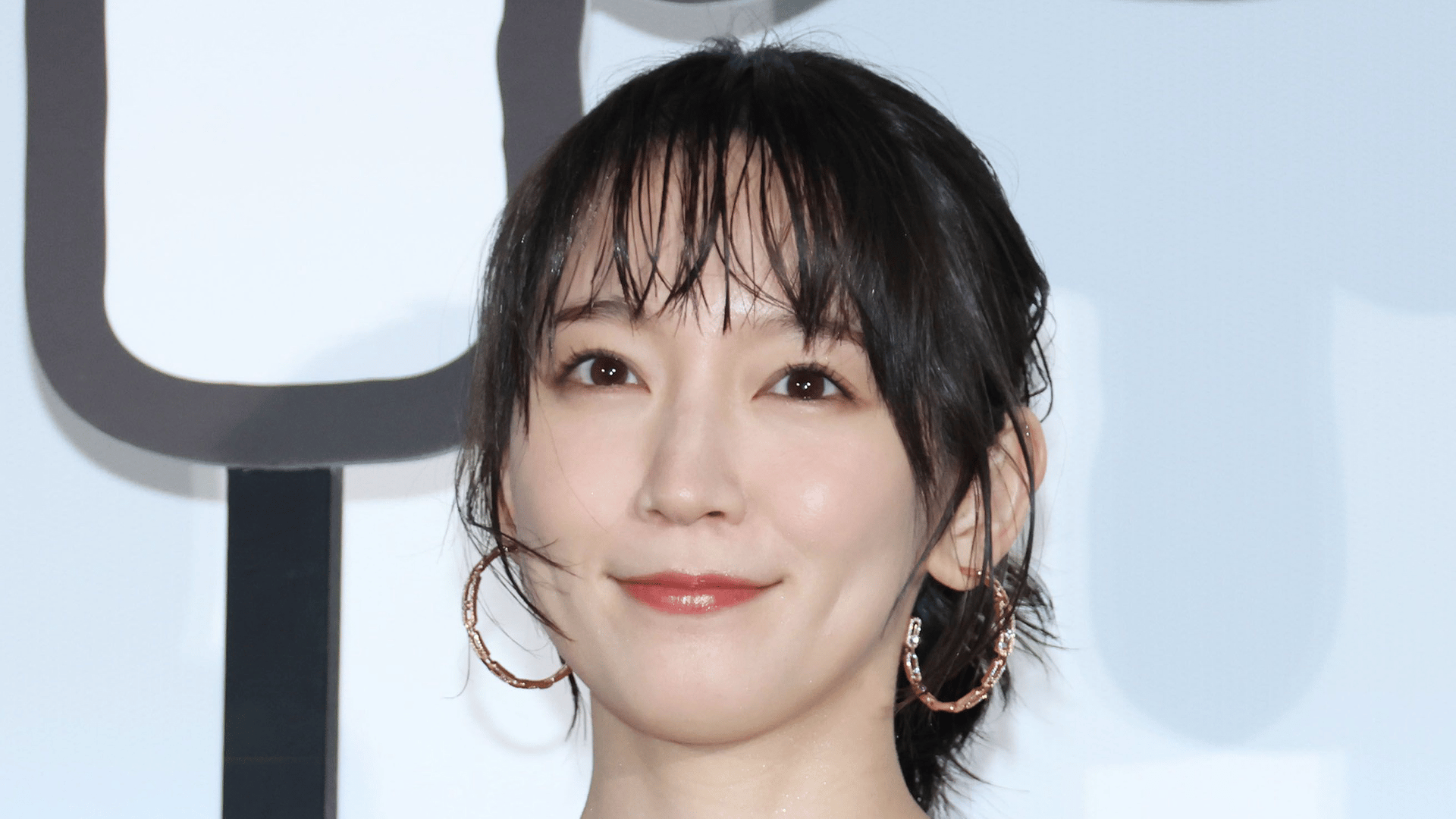 吉岡里帆(32)喜びの報告に剛力彩芽ら芸能界から祝福 ファンからも 