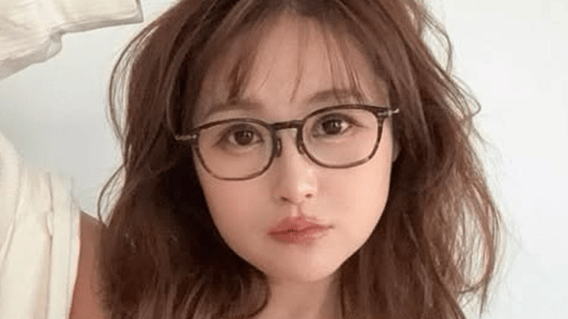 鈴木奈々(37) 話題の“3億円豪邸”を大公開「ステキなご自宅ですね！」などの反響