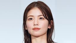 「似てる」小芝風花(28) 実妹の“顔出し”写真に「姉妹そろって可愛すぎる」「小芝家のDNA最強」