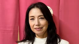 “52歳でスピード婚”高橋ひとみ(64) 年下夫との仲むつまじい2ショット「ラブラブ」「ステキでかっこよすぎてびっくり」
