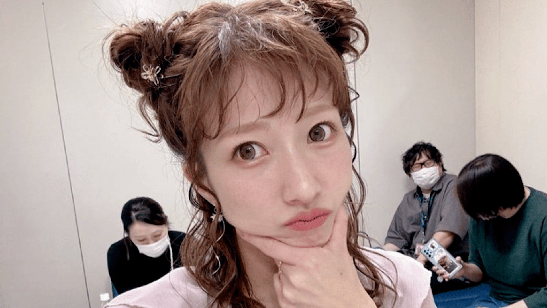 “授乳中の姿が話題”辻󠄀希美(38)生後7カ月の次女・夢空ちゃんの“あざとい系女子”ショット公開「たまらん」