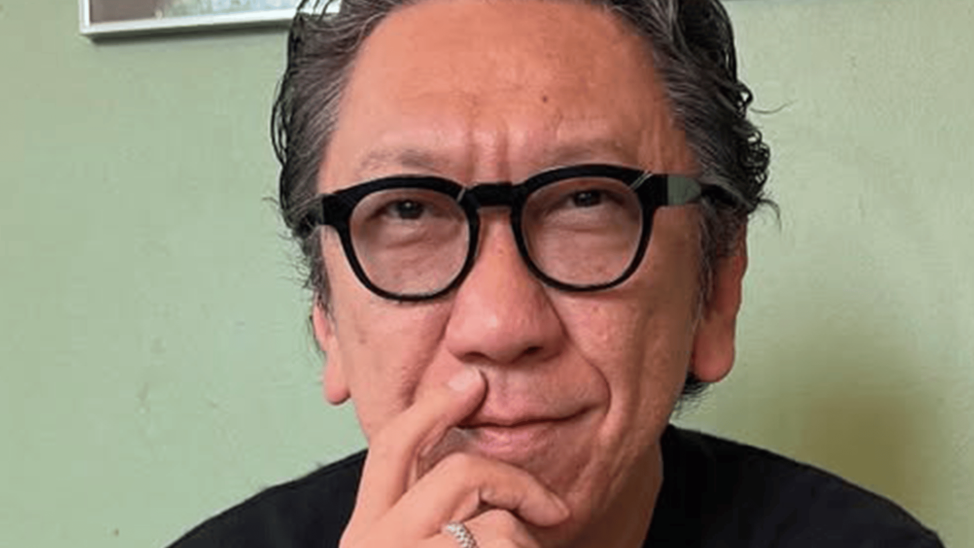 妻・今井美樹(62)や長女との写真が話題・布袋寅泰(64)イギリス・ロンドンで友人と再会「カジュアルな感じもお似合い」「初めて布袋さんが小さく見えた」