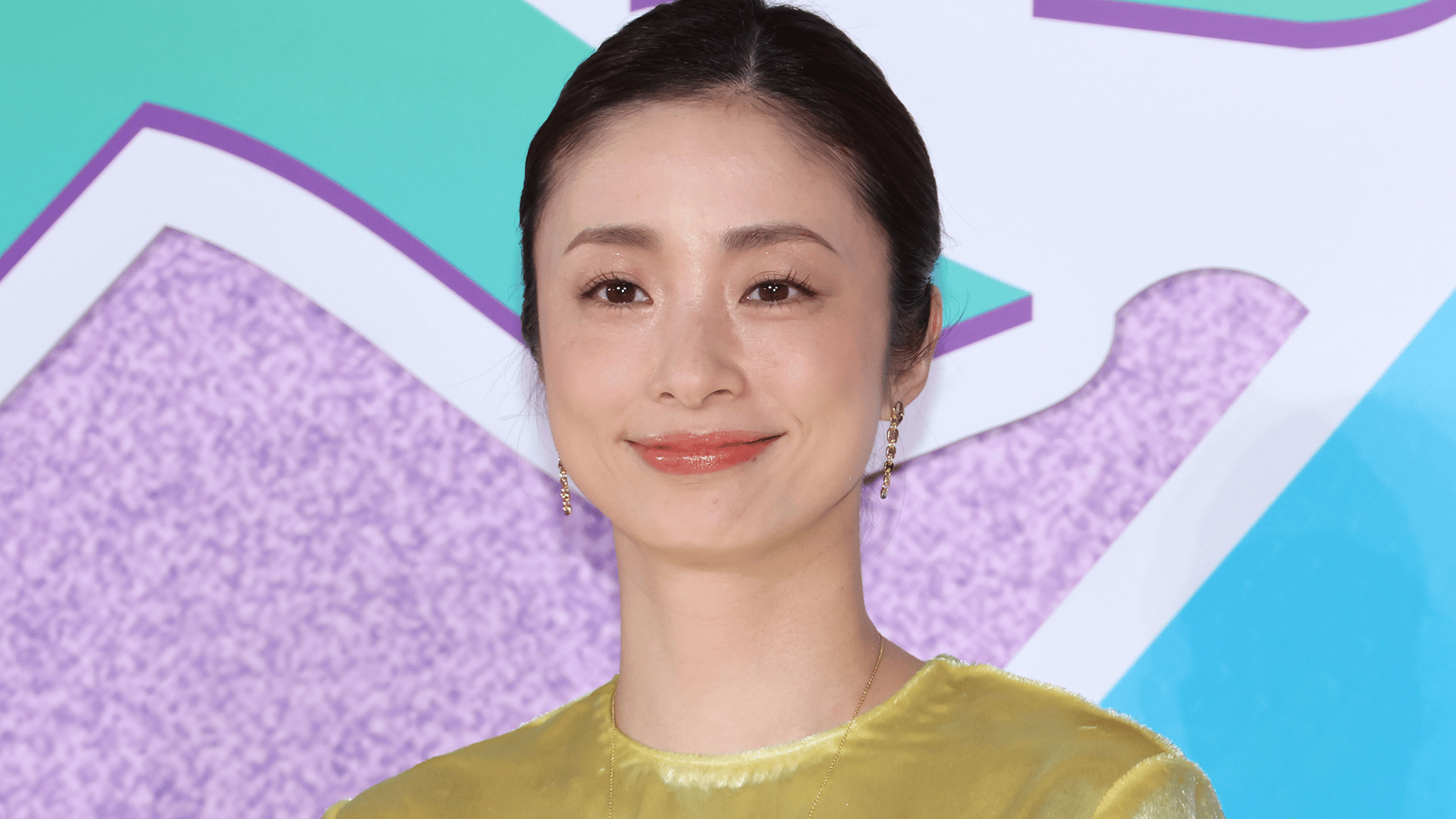 上戸彩(40) 密着したプライベートショットに「2ショット最高です
