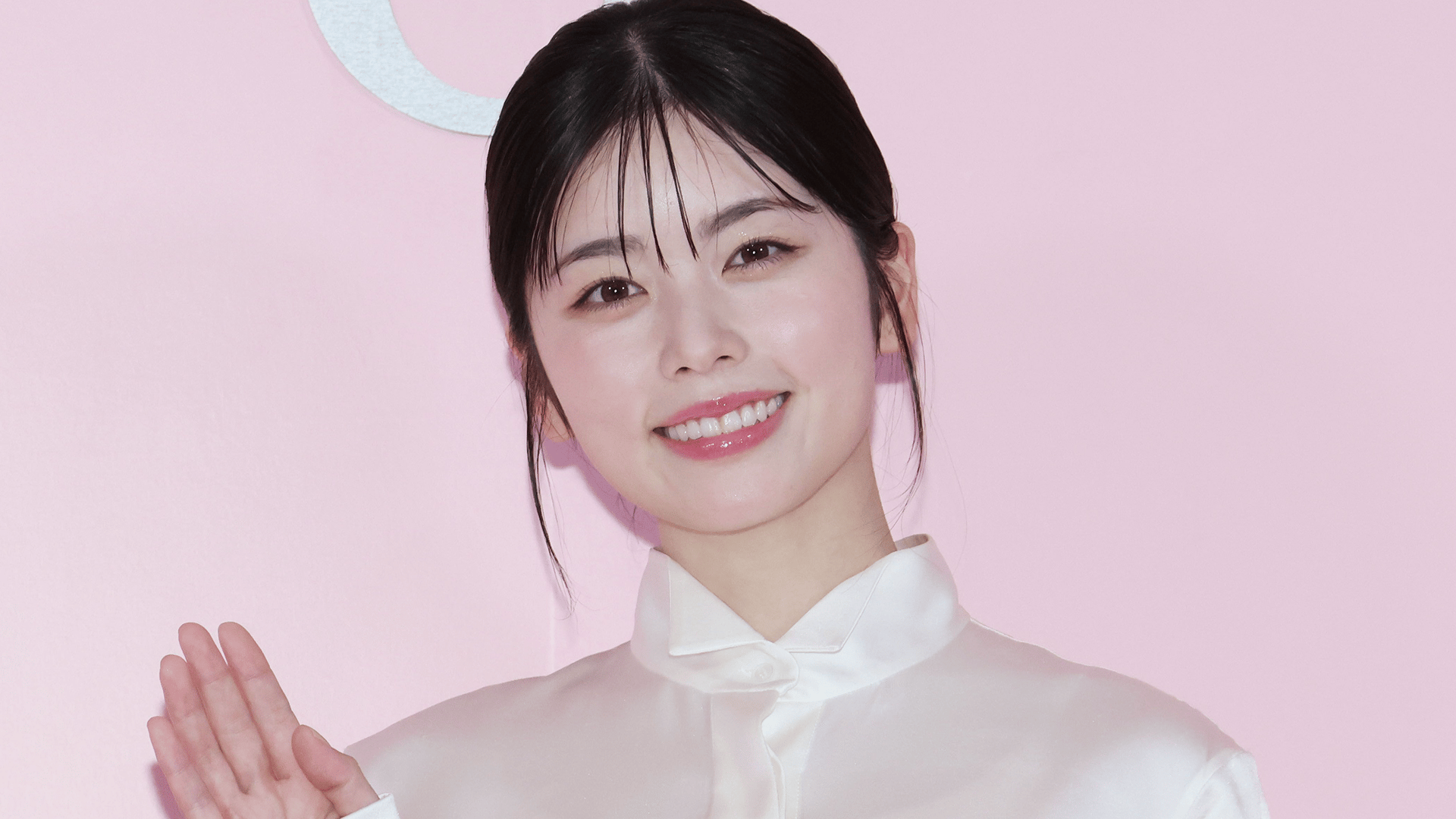 小芝風花(29) 喜びの報告に平野綾・ファーストサマーウイカらが祝福 