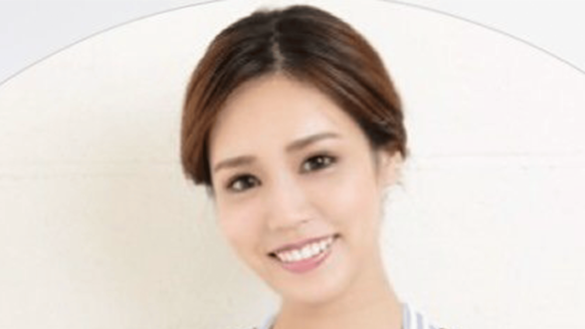 レッド 吉田 妻