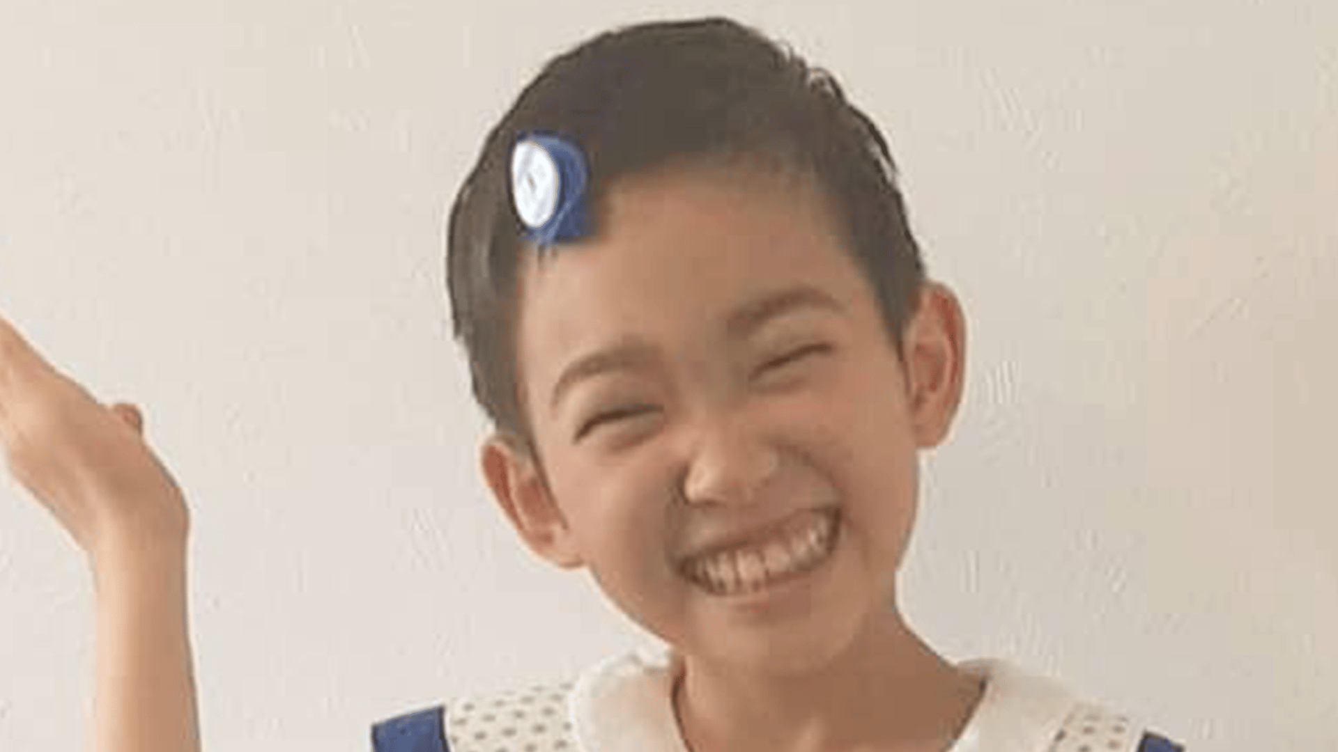 5歳でデビューした元子役・村山輝星(16)セーラー服姿のオフショットに 