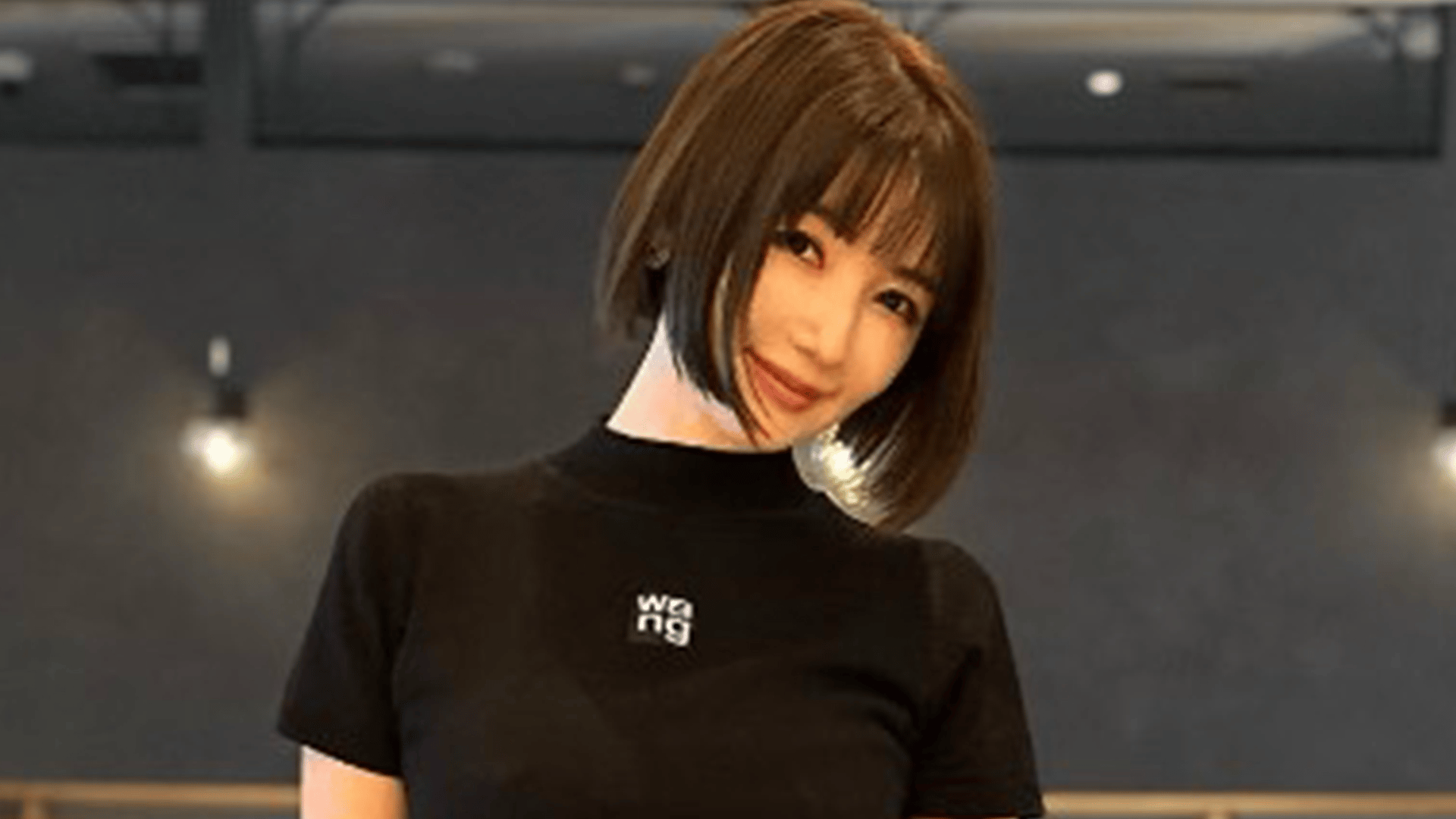 ABEMAエンタメ - 元グラドル・森下悠里 「お尻食い込んでいる」大胆“水着動画”が話題