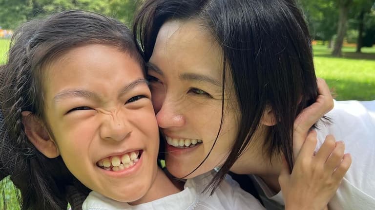 ABEMAエンタメ - 星野真里(43) 難病公表の長女の“今までで1番の冒険”「家族の愛があふれてて涙が出ちゃう」