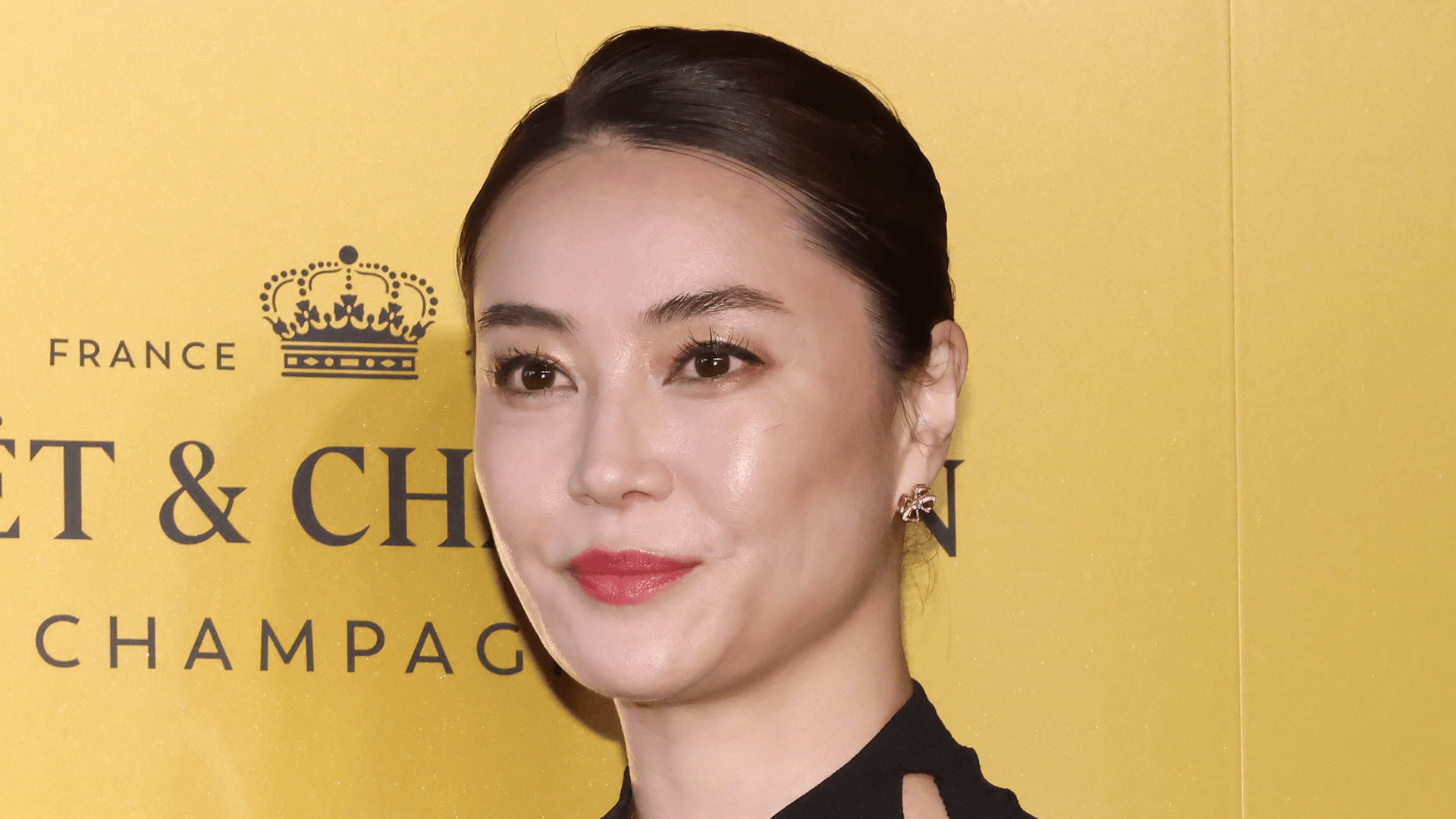 観月ありさ(48) 喜びの報告に高島礼子・布袋寅泰ら芸能人らが祝福  