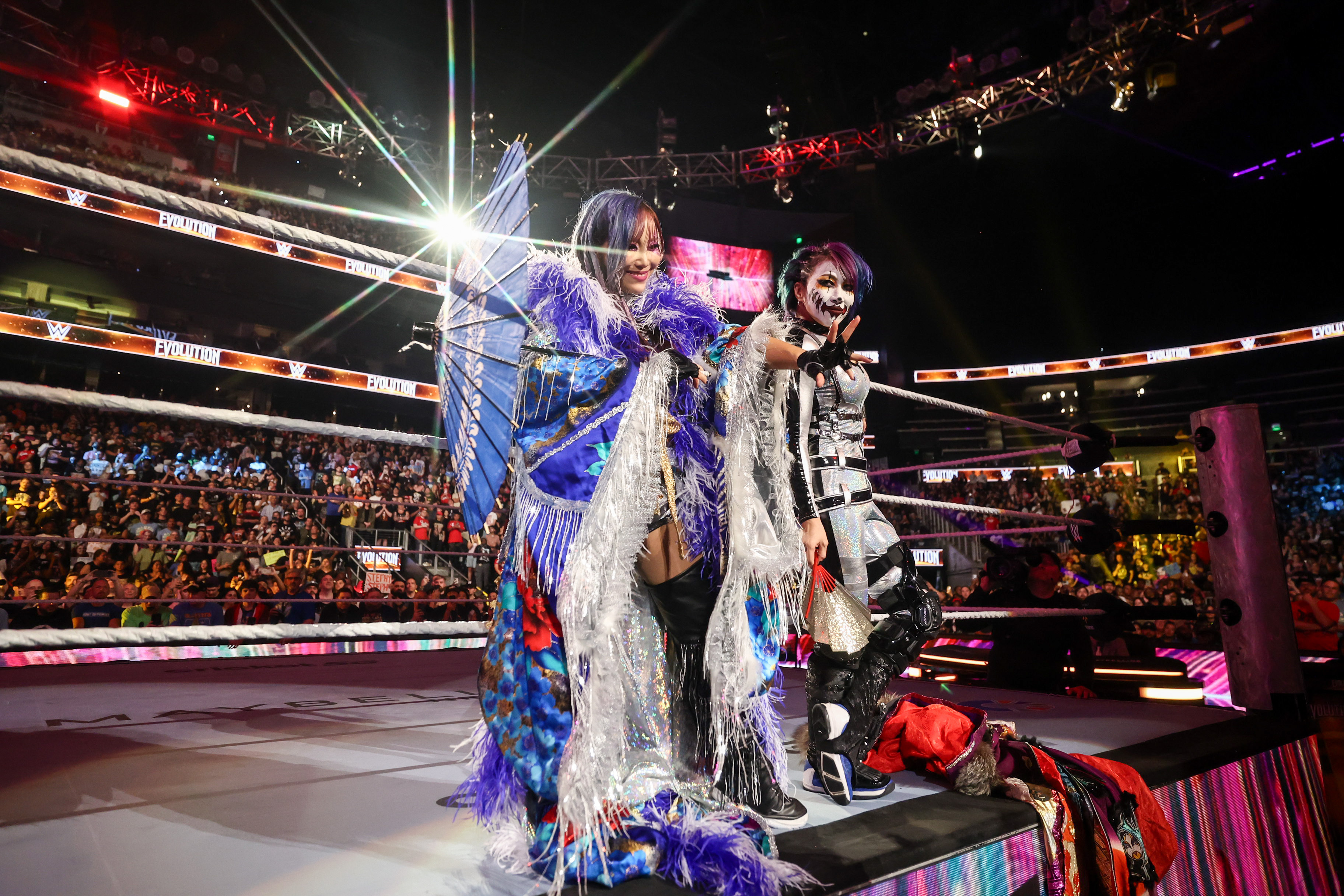 WWE エボリューション 2025