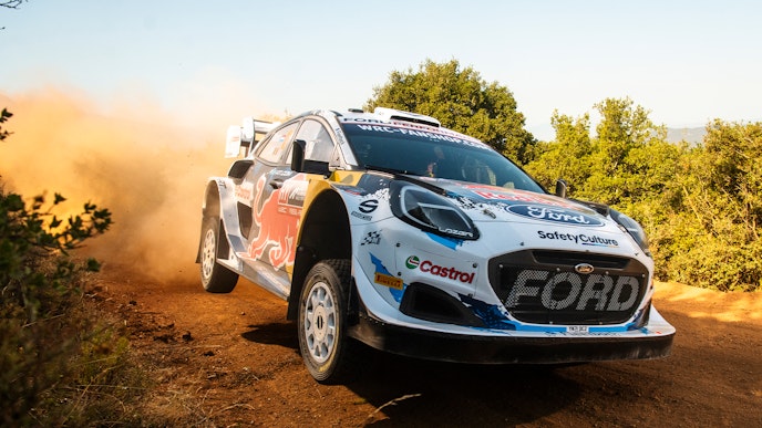 チーム名:M-SPORT FORD World Rally Team